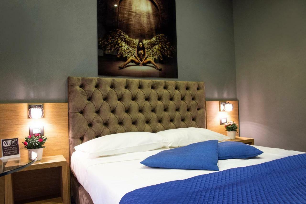 Umberto I° Suite & Spa 那不勒斯 外观 照片